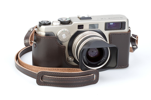 Máy ảnh TX-1 Fujifilm